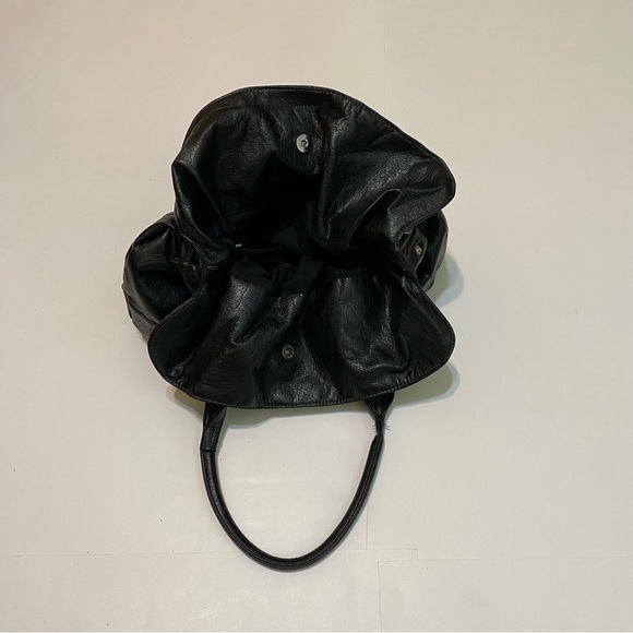 ❤️ Maurices black handbag! - Picture 8 of 14